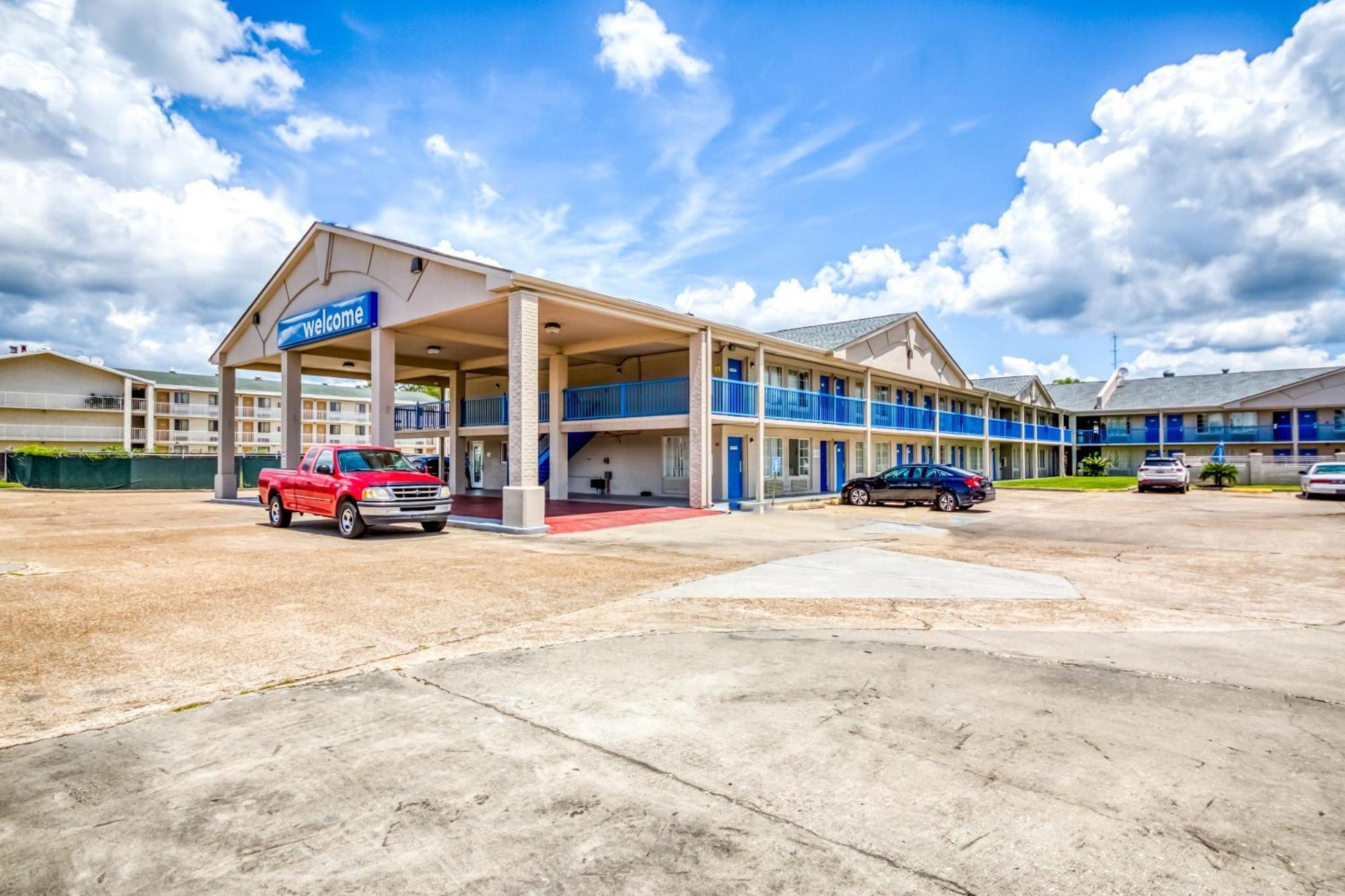 Oyo Hotel Baton Rouge East I-12 Louisiana Exterior photo